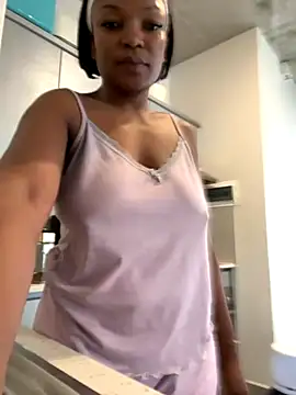 Snapshot of slimcateee chatting on 10, 11, 2025 slimcateee online show from 10, 11, 2025