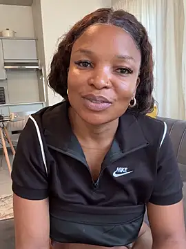 Snapshot of slimcateee chatting on 2, 12, 2025 slimcateee online show from 2, 12, 2025