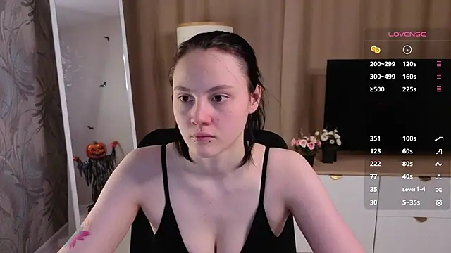 MaryCoopeer online show from 2, 12, 2025