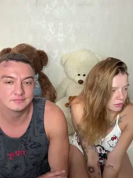 Snapshot of mia___mi chatting on 10, 10, 2025 mia mi online show from 10, 10, 2025