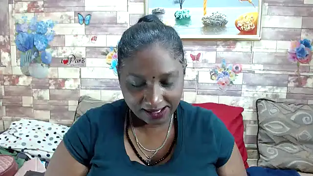Snapshot of Indian_tracy chatting on 7, 10, 2025 Indian tracy online show from 7, 10, 2025