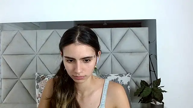 Snapshot of nina_pons chatting on 19, 12, 2024 nina pons online show from 19, 12, 2024