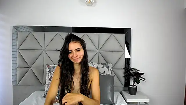 Snapshot of nina_pons chatting on 25, 1, 2025 nina pons online show from 25, 1, 2025