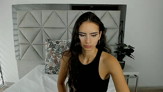 Snapshot of nina_pons chatting on 21, 2, 2025 nina pons online show from 21, 2, 2025