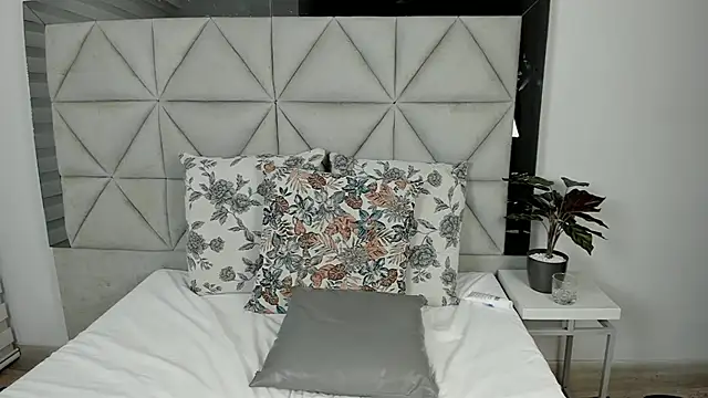 Snapshot of nina_pons chatting on 13, 3, 2025 nina pons online show from 13, 3, 2025