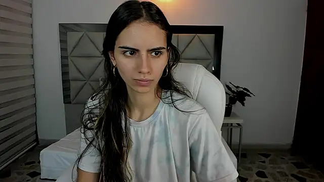 Snapshot of nina_pons chatting on 15, 3, 2025 nina pons online show from 15, 3, 2025