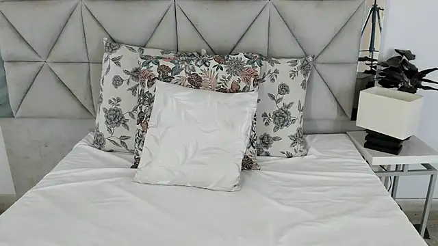 Snapshot of nina_pons chatting on 27, 9, 2025 nina pons online show from 27, 9, 2025