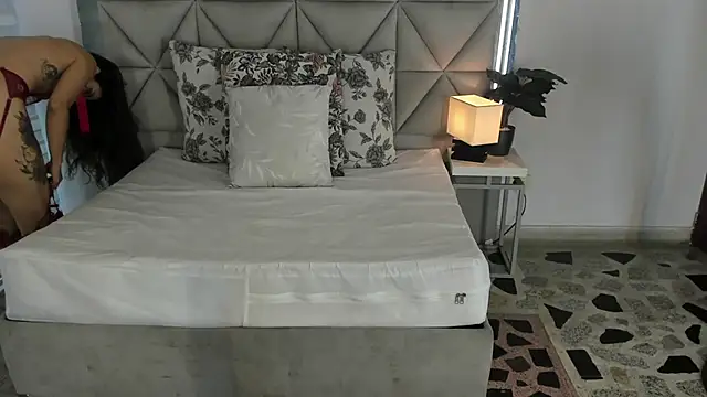 Snapshot of nina_pons chatting on 11, 10, 2025 nina pons online show from 11, 10, 2025