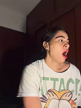 ZarahEvans online show from 28, 4, 2026