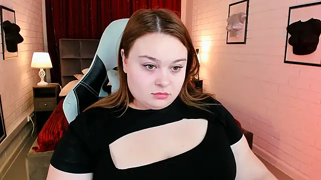 KimberlyMaran online show from 10, 1, 2025