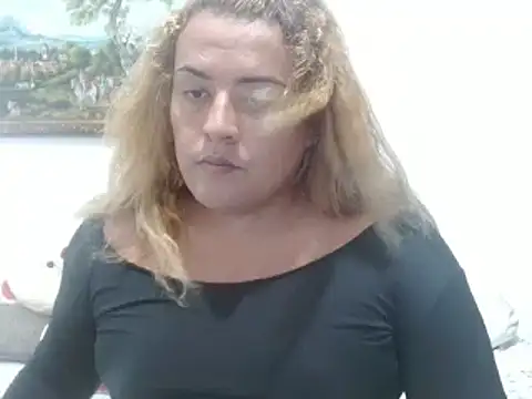 Snapshot of KIARAMARSHALLWELLZ chatting on 20, 1, 2025 KIARAMARSHALLWELLZ online show from 20, 1, 2025