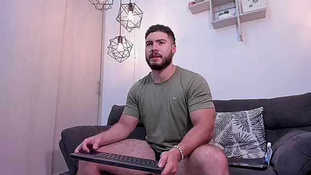 SebastianVilla  online show from 2, 2, 2025