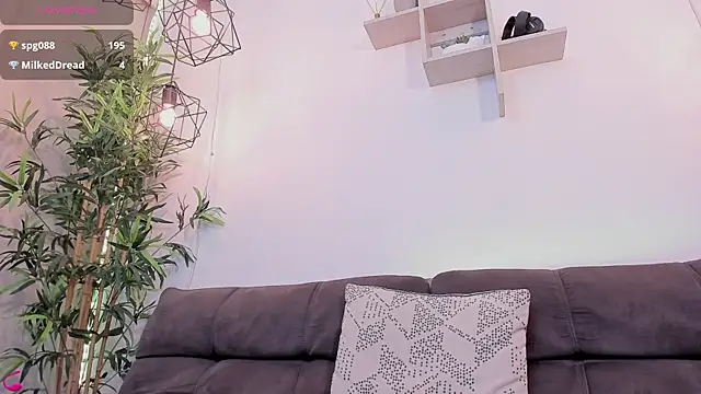 SebastianVilla  online show from 6, 3, 2025