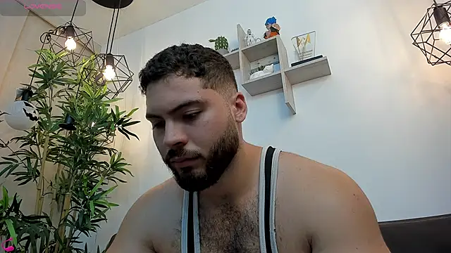 SebastianVilla  online show from 7, 11, 2025