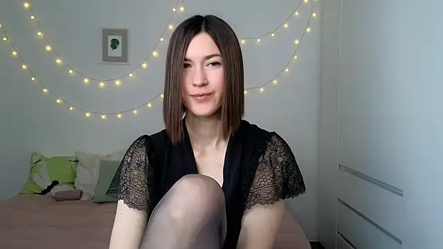 Snapshot of AliciaNewell chatting on 20, 7, 2026 AliciaNewell online show from 20, 7, 2026