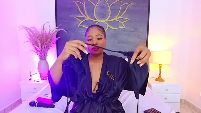 AlisonTravis online show from 26, 6, 2026