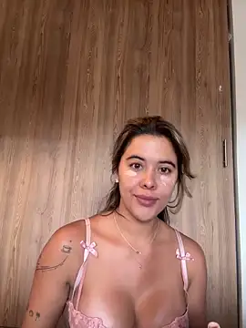 Snapshot of Emilia_Bakerr chatting on 18, 5, 2026 Emilia Bakerr online show from 18, 5, 2026