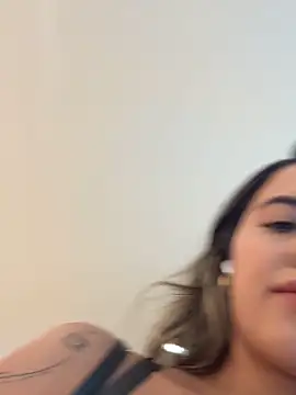 Snapshot of Emilia_Bakerr chatting on 17, 6, 2026 Emilia Bakerr online show from 17, 6, 2026