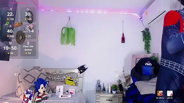 huge armound online show from 12, 4, 2026