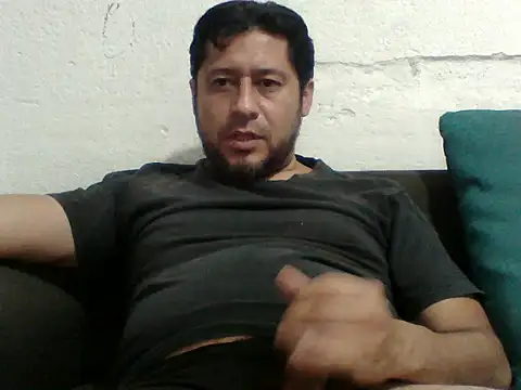 Snapshot of simpatico1000 chatting on 7, 11, 2025 simpatico1000 online show from 7, 11, 2025