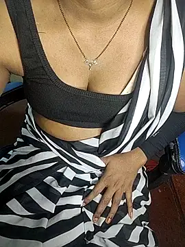 Snapshot of Telugu_ammayi_pooja chatting on 3, 12, 2025 Telugu ammayi pooja online show from 3, 12, 2025