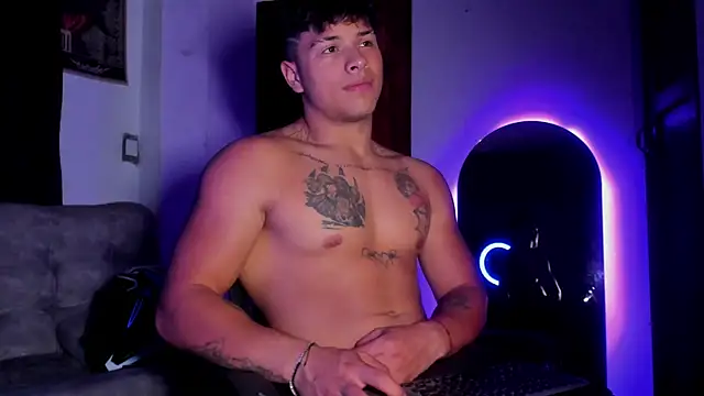 Dominic Biker   online show from 15, 5, 2026