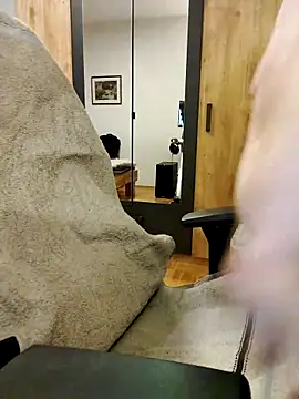 Snapshot of noidentiti chatting on 7, 11, 2025 noidentiti online show from 7, 11, 2025