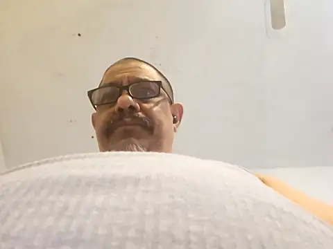 Snapshot of anyway2cum chatting on 17, 1, 2025 anyway2cum online show from 17, 1, 2025