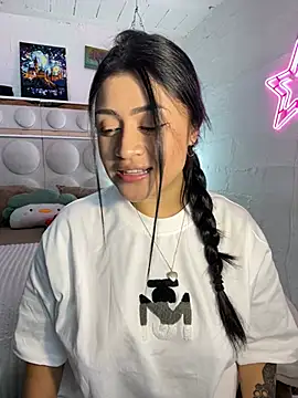 lucianaroy online show from 15, 1, 2025