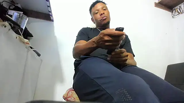 hugo3918  online show from 23, 2, 2026