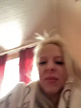 LikaCat online show from 8, 3, 2025