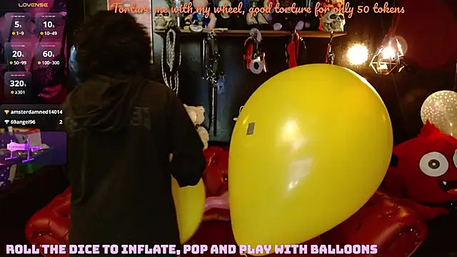 Snapshot of kureiji_hentaii chatting on 10, 1, 2025 kureiji hentaii online show from 10, 1, 2025