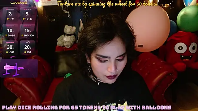 Snapshot of kureiji_hentaii chatting on 5, 2, 2025 kureiji hentaii online show from 5, 2, 2025