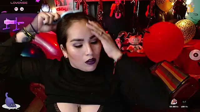 Snapshot of kureiji_hentaii chatting on 18, 9, 2025 kureiji hentaii online show from 18, 9, 2025