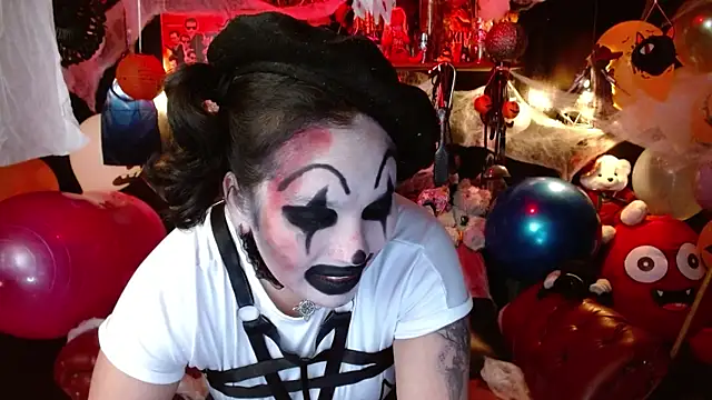 Snapshot of kureiji_hentaii chatting on 18, 10, 2025 kureiji hentaii online show from 18, 10, 2025