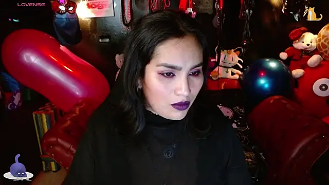 Snapshot of kureiji_hentaii chatting on 19, 11, 2025 kureiji hentaii online show from 19, 11, 2025