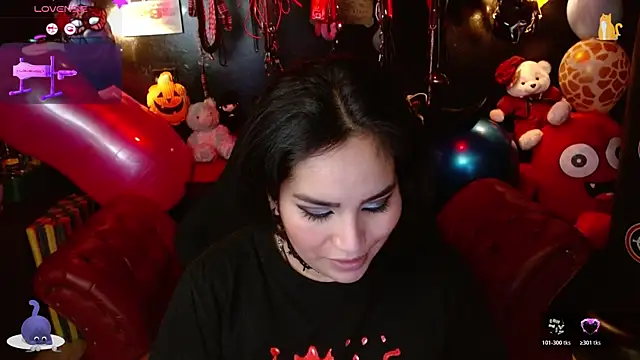 Snapshot of kureiji_hentaii chatting on 26, 11, 2025 kureiji hentaii online show from 26, 11, 2025