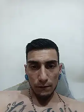 Snapshot of Bogotano1312 chatting on 27, 11, 2025 Bogotano1312 online show from 27, 11, 2025