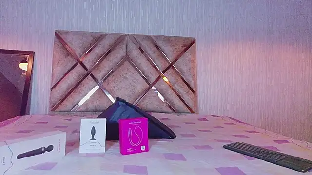 Natasha 699 online show from 1, 2, 2026