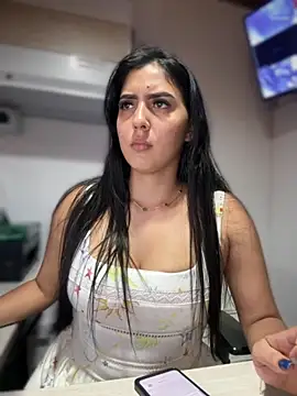 MarianaBenz online show from 9, 11, 2025