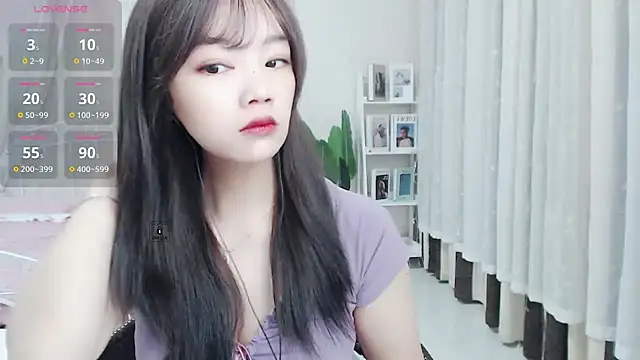 Snapshot of Jenny-Z chatting on 15, 2, 2025 Jenny-Z online show from 15, 2, 2025