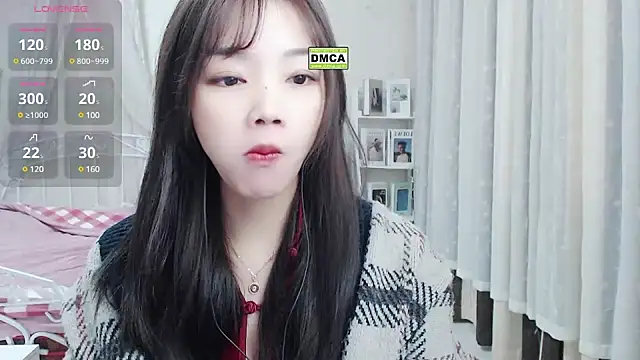 Snapshot of Jenny-Z chatting on 20, 2, 2025 Jenny-Z online show from 20, 2, 2025