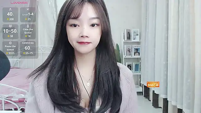 Snapshot of Jenny-Z chatting on 25, 2, 2025 Jenny-Z online show from 25, 2, 2025