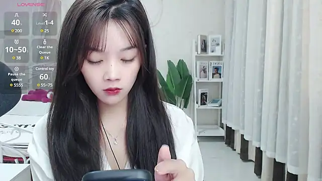Snapshot of Jenny-Z chatting on 16, 3, 2025 Jenny-Z online show from 16, 3, 2025