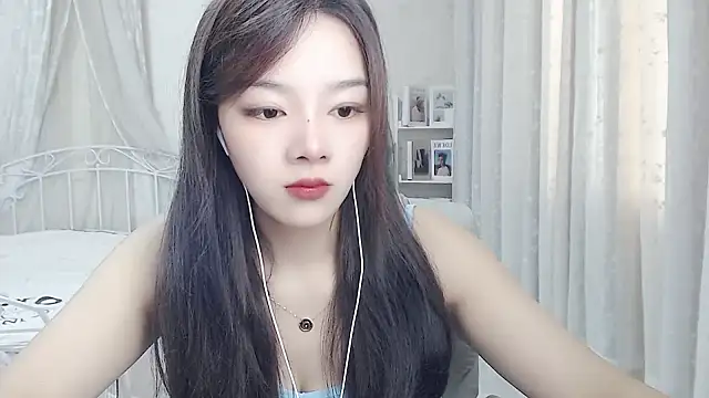Snapshot of Jenny-Z chatting on 9, 7, 2026 Jenny-Z online show from 9, 7, 2026