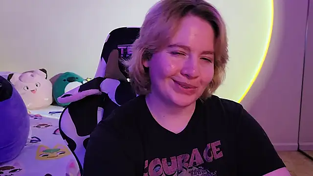 Snapshot of InternetFairy_XO chatting on 29, 12, 2024 InternetFairy XO online show from 29, 12, 2024