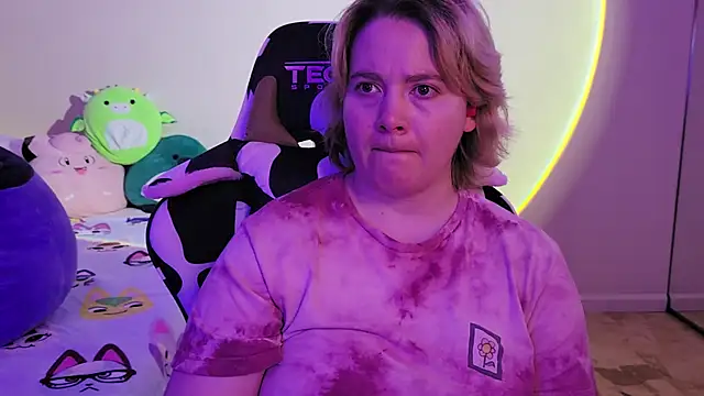 Snapshot of InternetFairy_XO chatting on 29, 12, 2024 InternetFairy XO online show from 29, 12, 2024