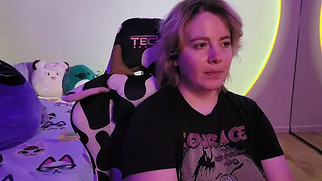 Snapshot of InternetFairy_XO chatting on 19, 1, 2025 InternetFairy XO online show from 19, 1, 2025