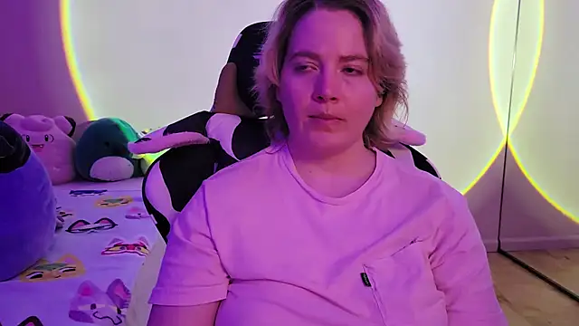 Snapshot of InternetFairy_XO chatting on 31, 1, 2025 InternetFairy XO online show from 31, 1, 2025