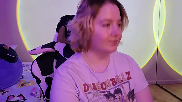 Snapshot of InternetFairy_XO chatting on 21, 2, 2025 InternetFairy XO online show from 21, 2, 2025